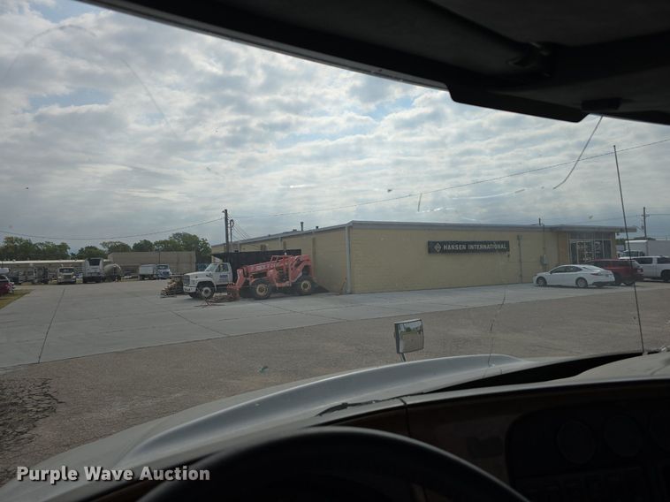 image for item DS4813 2014 International Eagle ProStar semi truck