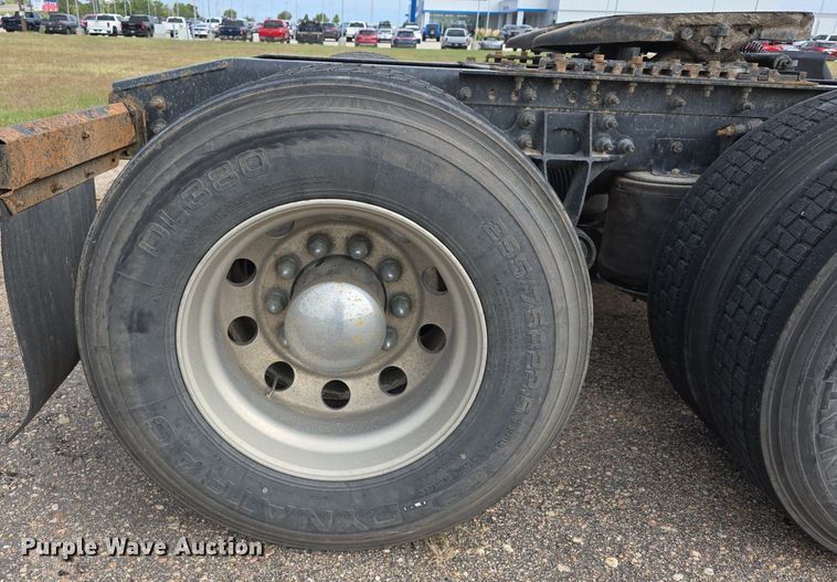 image for item DS4813 2014 International Eagle ProStar semi truck