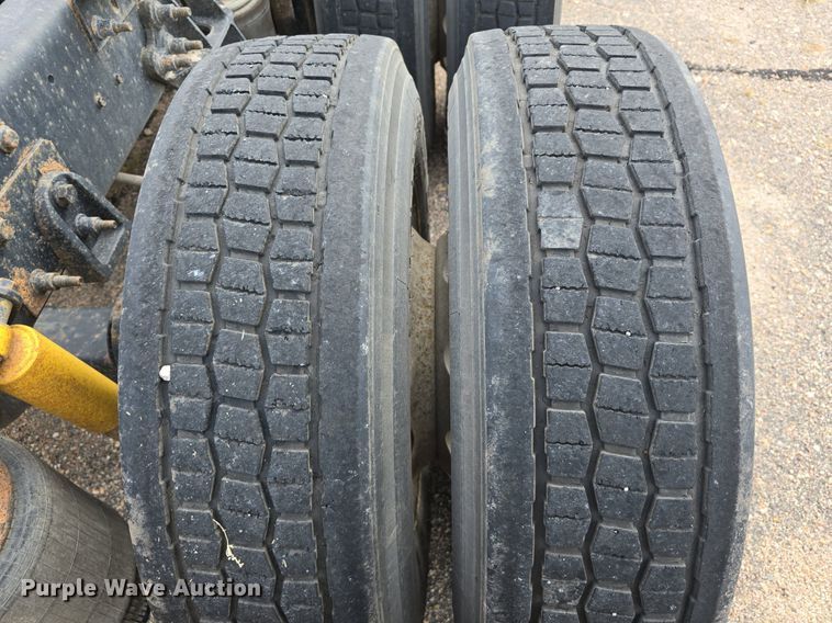 image for item DS4813 2014 International Eagle ProStar semi truck