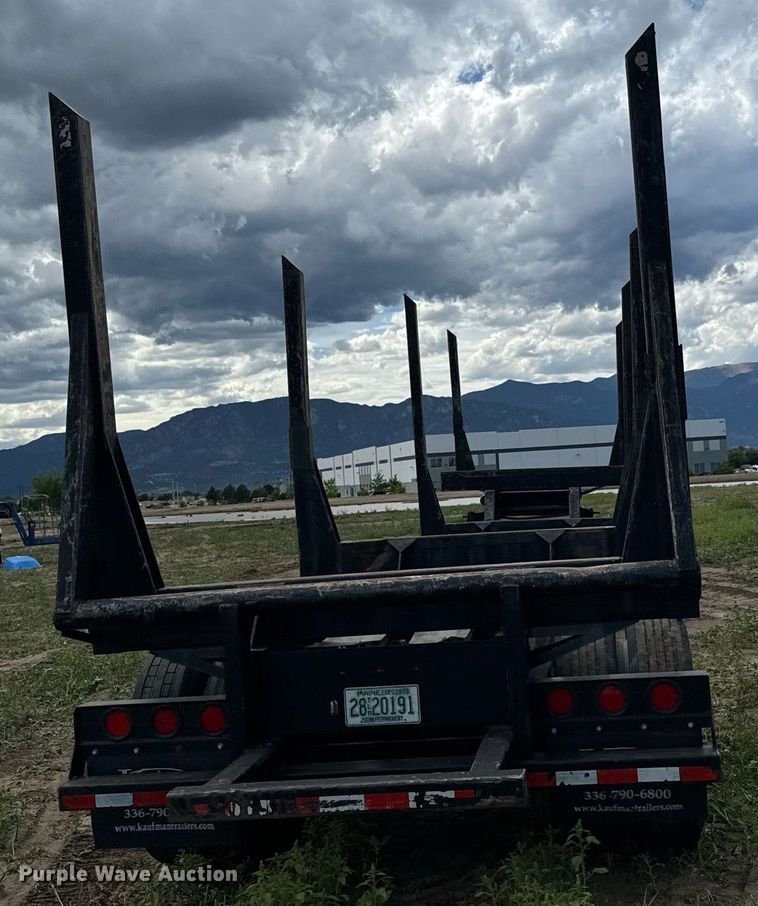 image for item DS7519 2016 Kaufman LT42S log trailer
