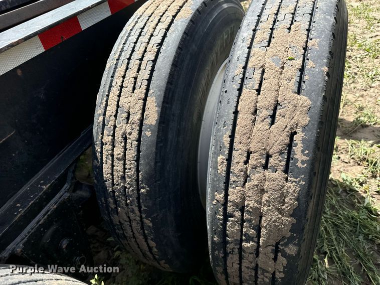 image for item DS7519 2016 Kaufman LT42S log trailer