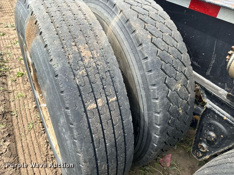 image for item DS7519 2016 Kaufman LT42S log trailer