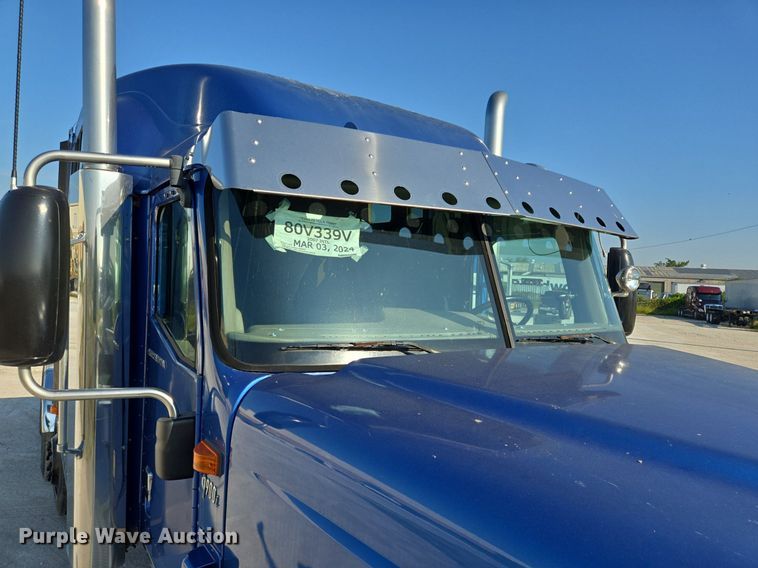 image for item DT5263 2007 International  9900i SFA 6x4 semi truck