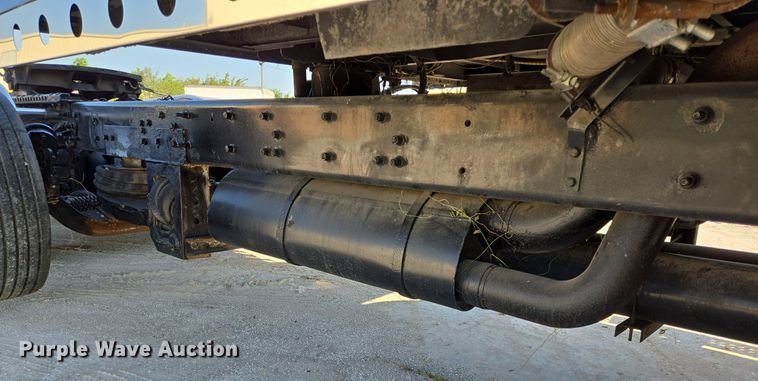 image for item DT5263 2007 International  9900i SFA 6x4 semi truck