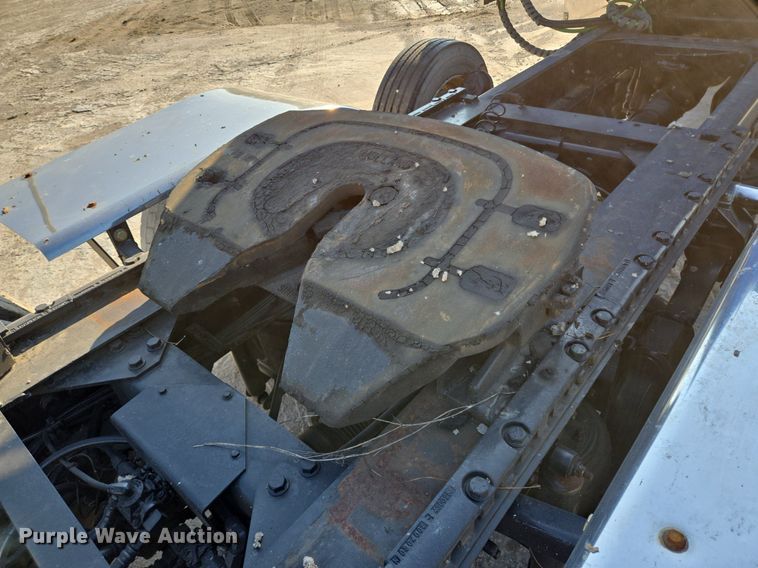 image for item DT5263 2007 International  9900i SFA 6x4 semi truck