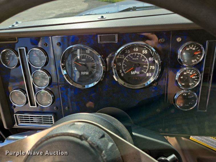 image for item DT5263 2007 International  9900i SFA 6x4 semi truck