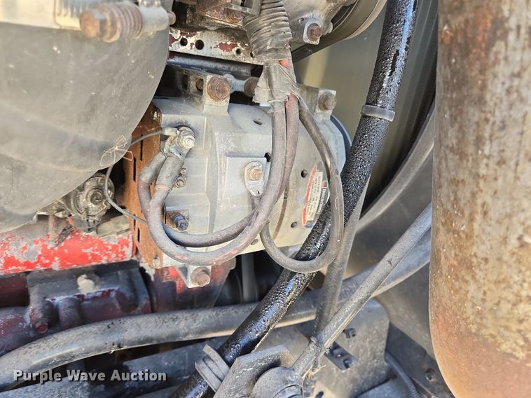 image for item DT5263 2007 International  9900i SFA 6x4 semi truck