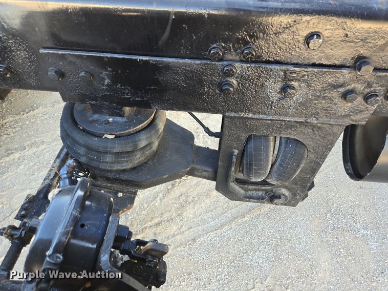 image for item DT5263 2007 International  9900i SFA 6x4 semi truck