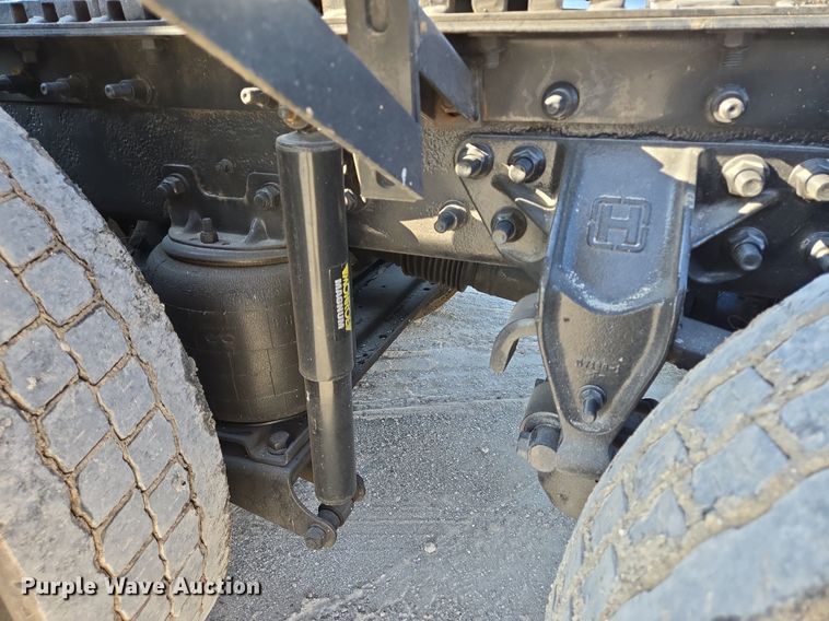 image for item DT5263 2007 International  9900i SFA 6x4 semi truck