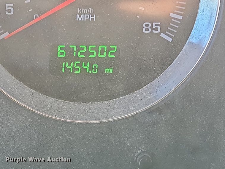 image for item DT5264 2012 Kenworth W900 semi truck