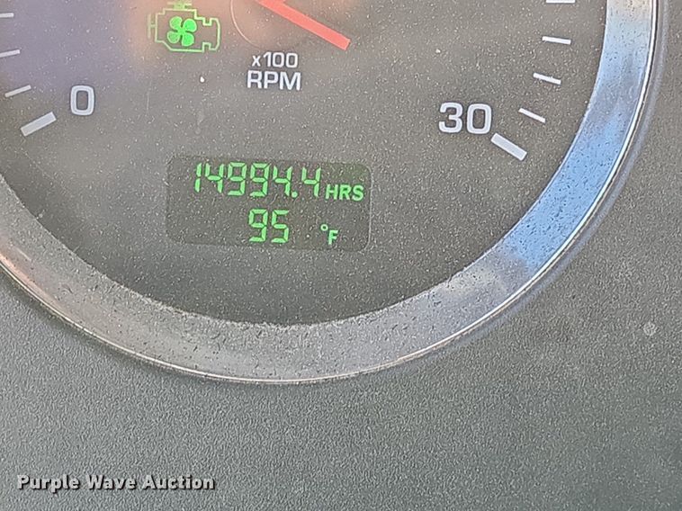 image for item DT5264 2012 Kenworth W900 semi truck