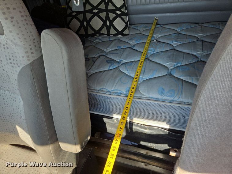 image for item DT5264 2012 Kenworth W900 semi truck