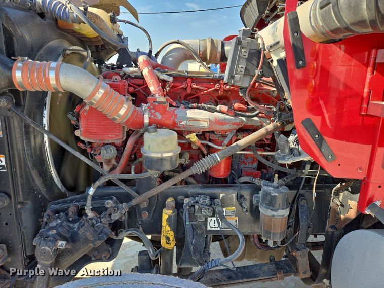 image for item DT5264 2012 Kenworth W900 semi truck