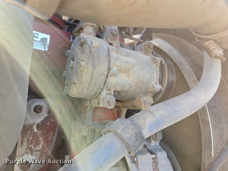 image for item DT5264 2012 Kenworth W900 semi truck