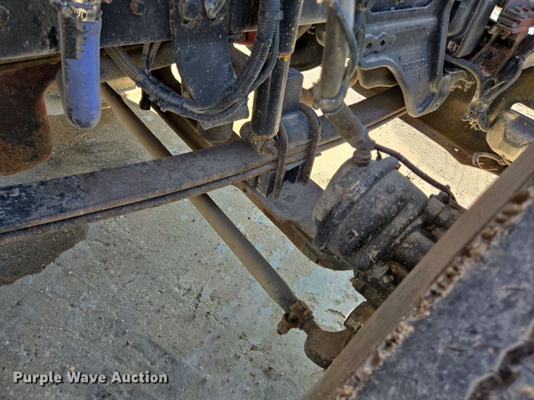 image for item DT5264 2012 Kenworth W900 semi truck