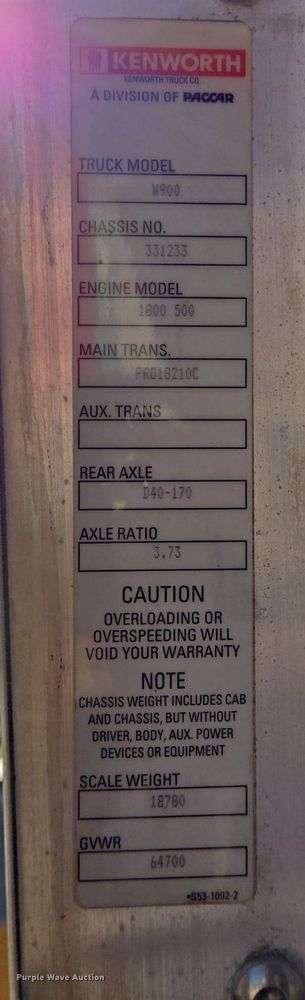 image for item DT5264 2012 Kenworth W900 semi truck