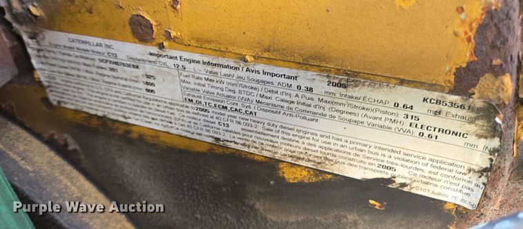 image for item DT5266 2007 Kenworth T800 semi truck