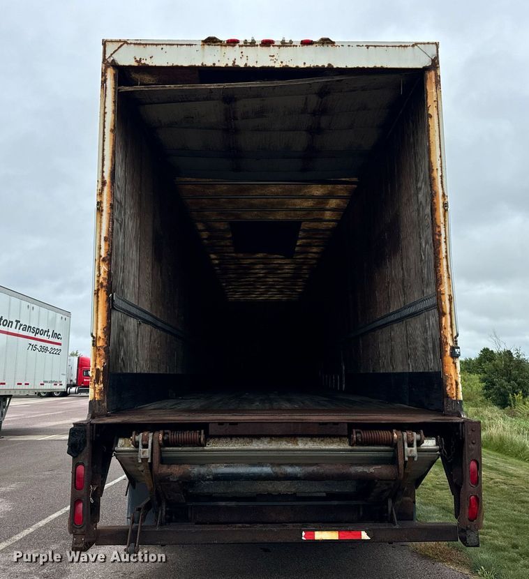 image for item DV5868 2004 Great Dane  dry van trailer