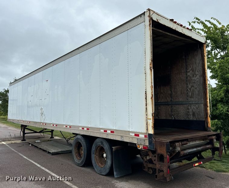 image for item DV5868 2004 Great Dane  dry van trailer