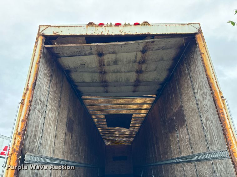 image for item DV5868 2004 Great Dane  dry van trailer