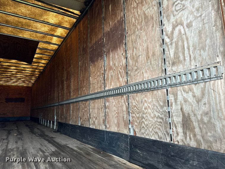 image for item DV5868 2004 Great Dane  dry van trailer