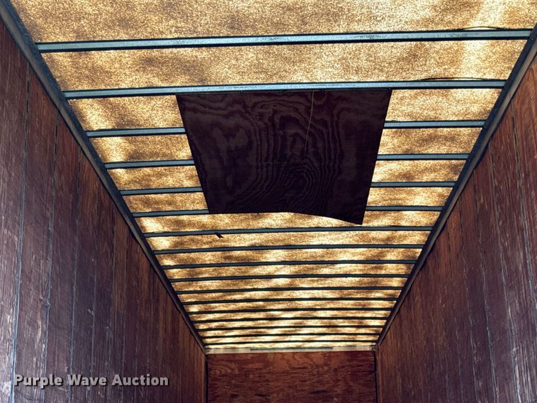 image for item DV5868 2004 Great Dane  dry van trailer