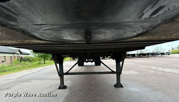 image for item DV5869 2014 Stoughton  AVW-535T-S-C-AR dry van trailer