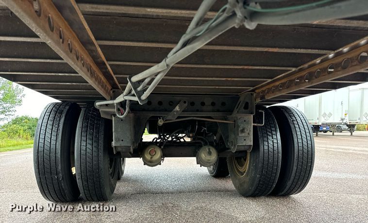 image for item DV5869 2014 Stoughton  AVW-535T-S-C-AR dry van trailer