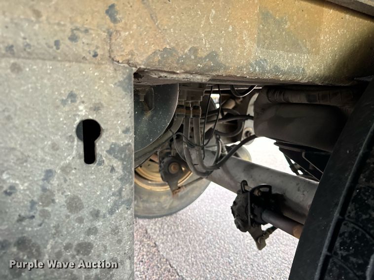 image for item DV5869 2014 Stoughton  AVW-535T-S-C-AR dry van trailer