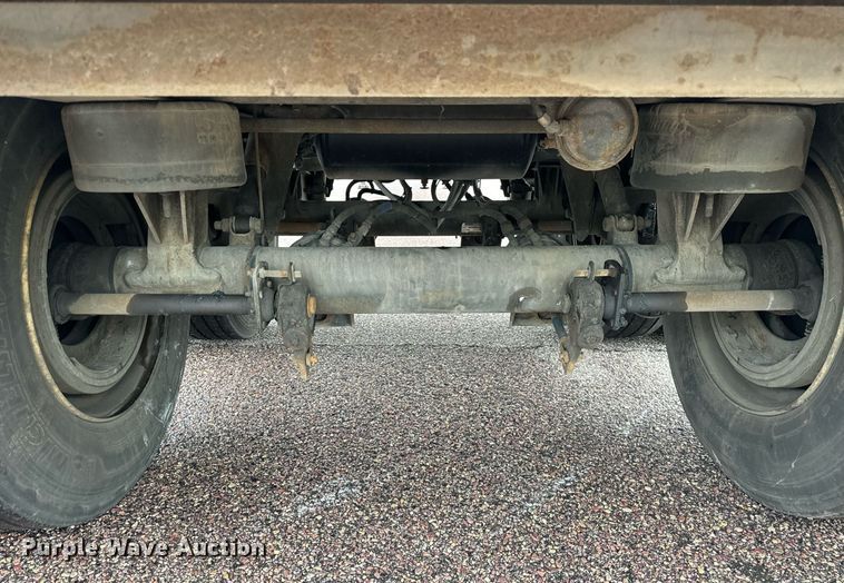 image for item DV5869 2014 Stoughton  AVW-535T-S-C-AR dry van trailer