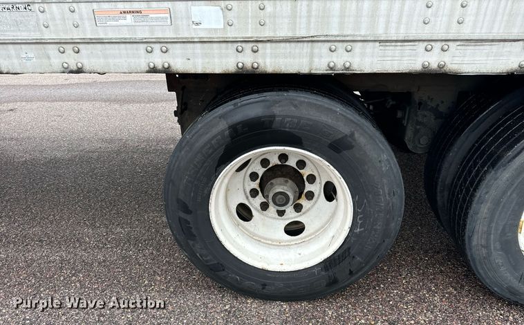 image for item DV5869 2014 Stoughton  AVW-535T-S-C-AR dry van trailer