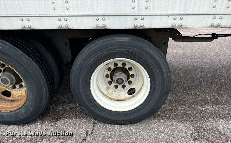 image for item DV5869 2014 Stoughton  AVW-535T-S-C-AR dry van trailer