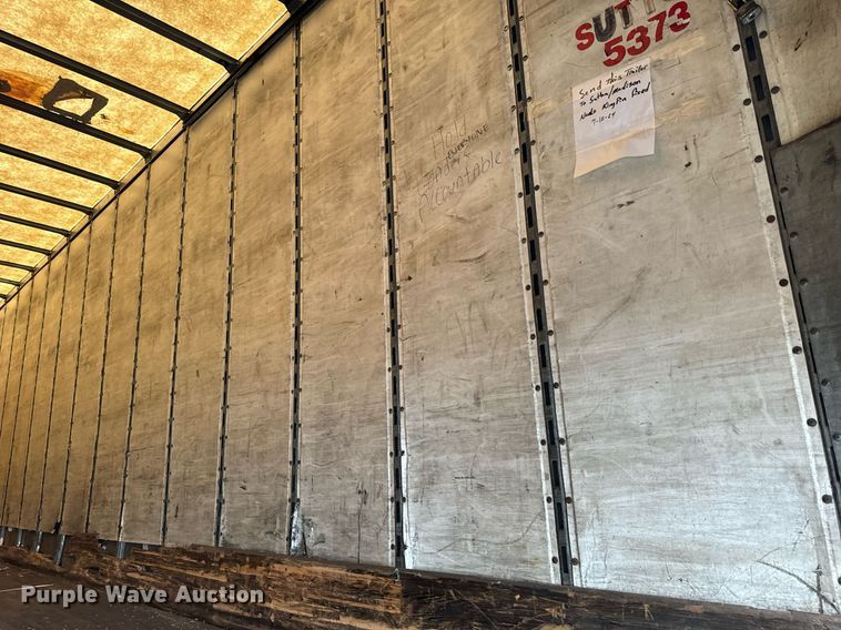 image for item DV5870 2013 Stoughton  AVW-535T-S-C-AR dry van trailer