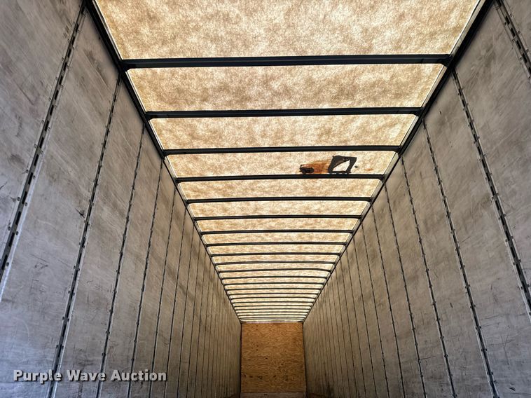 image for item DV5870 2013 Stoughton  AVW-535T-S-C-AR dry van trailer