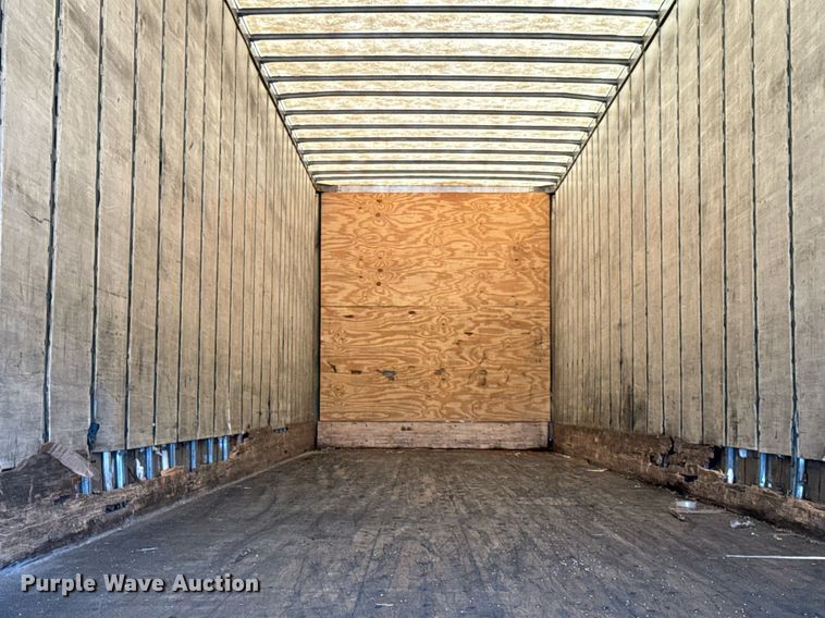 image for item DV5870 2013 Stoughton  AVW-535T-S-C-AR dry van trailer