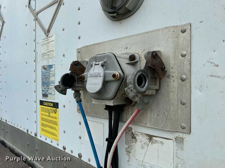 image for item DV5871 2007 Stoughton AVW484T-S-C dry van trailer