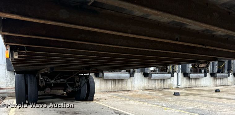 image for item DV5871 2007 Stoughton AVW484T-S-C dry van trailer