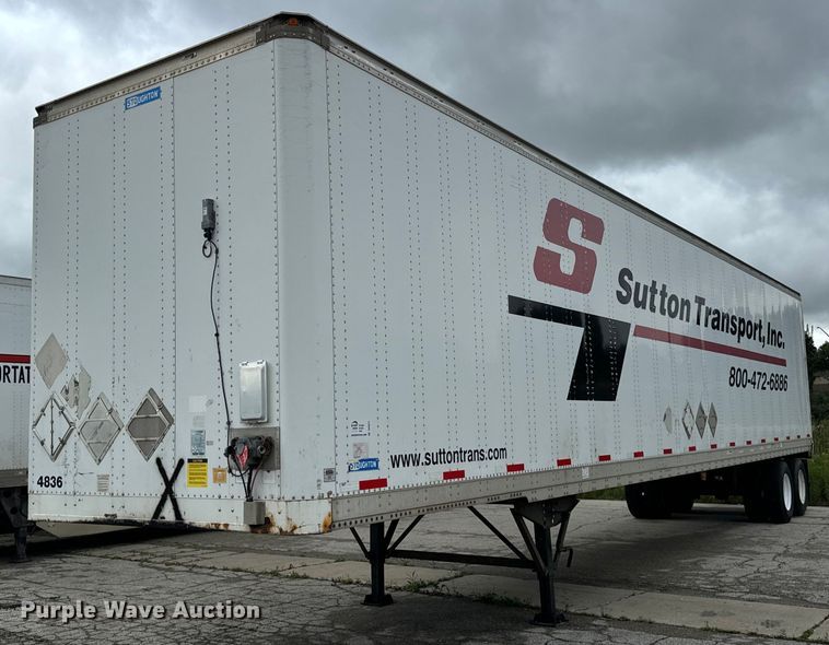 image for item DV5872 2013 Stoughton  AVW-485T-S-C-AR dry van trailer