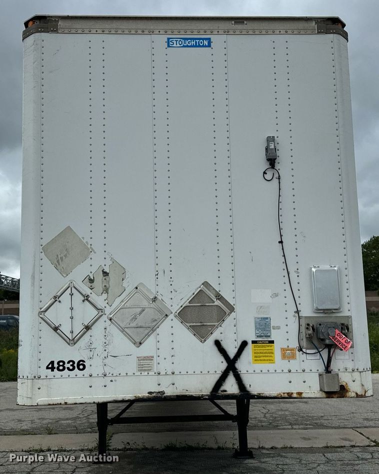 image for item DV5872 2013 Stoughton  AVW-485T-S-C-AR dry van trailer