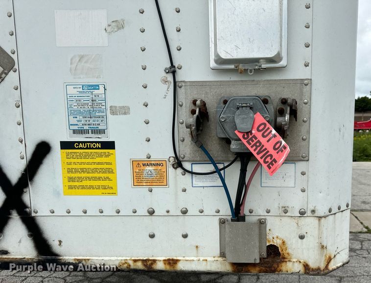 image for item DV5872 2013 Stoughton  AVW-485T-S-C-AR dry van trailer