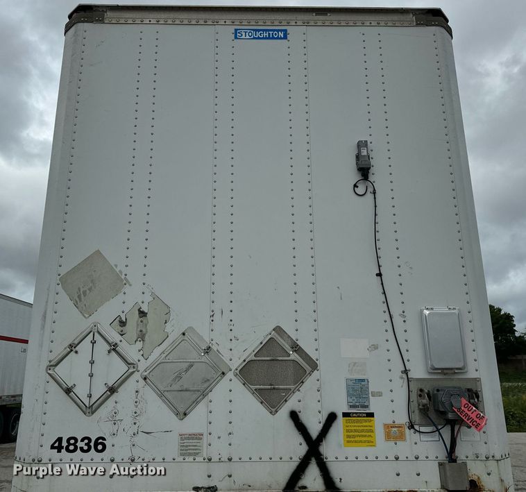 image for item DV5872 2013 Stoughton  AVW-485T-S-C-AR dry van trailer