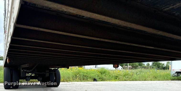 image for item DV5872 2013 Stoughton  AVW-485T-S-C-AR dry van trailer