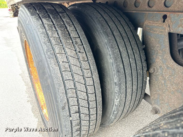 image for item DV5874 1998 Strick  dry van trailer