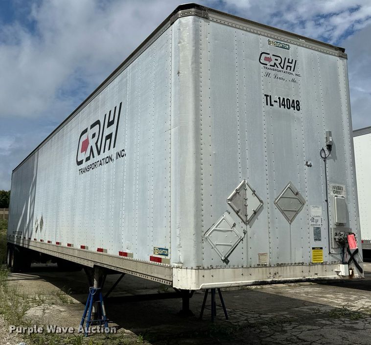 image for item DV5876 2002 Stoughton  AVW-485T-S-C-AR dry van trailer