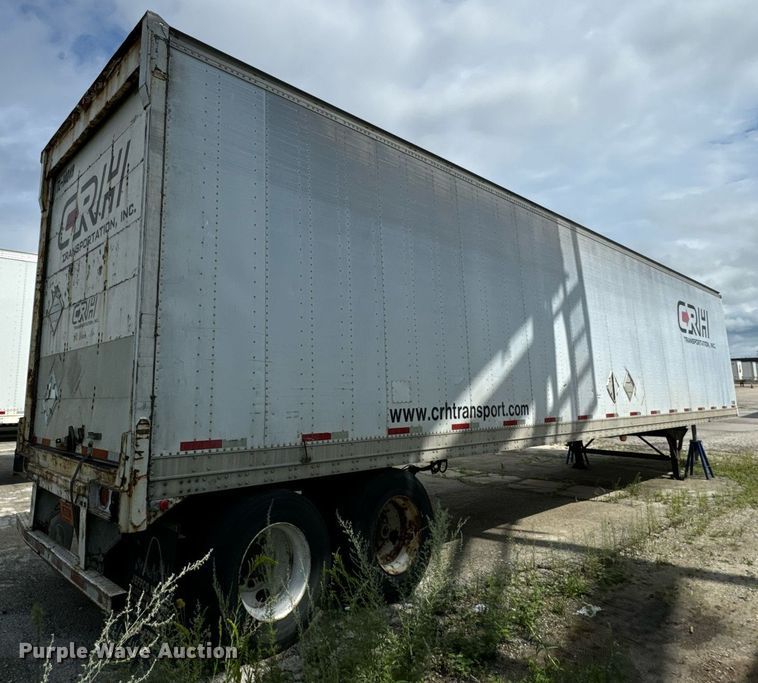 image for item DV5876 2002 Stoughton  AVW-485T-S-C-AR dry van trailer