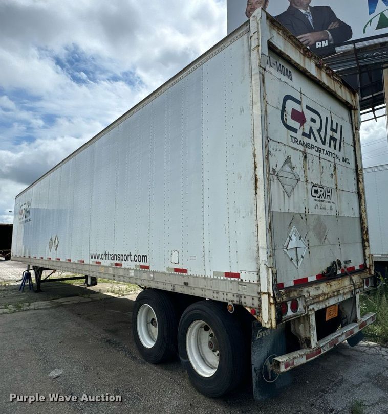 image for item DV5876 2002 Stoughton  AVW-485T-S-C-AR dry van trailer