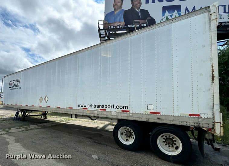image for item DV5876 2002 Stoughton  AVW-485T-S-C-AR dry van trailer