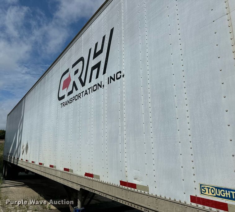 image for item DV5876 2002 Stoughton  AVW-485T-S-C-AR dry van trailer