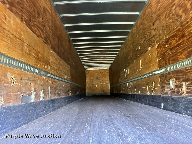 image for item DV5876 2002 Stoughton  AVW-485T-S-C-AR dry van trailer