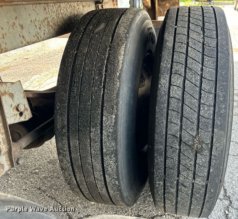 image for item DV5877 1999 Great Dane  7311 TP-S 48 dry van trailer